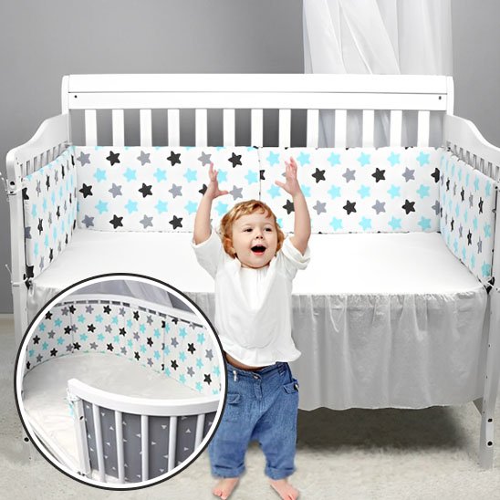 Tour de lit bébé