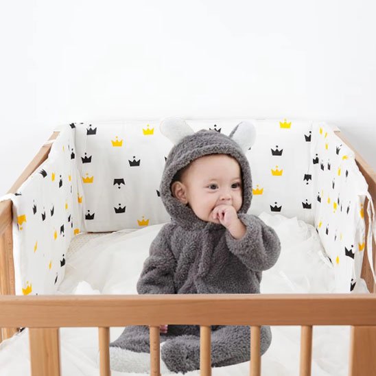 Tour de lit bébé